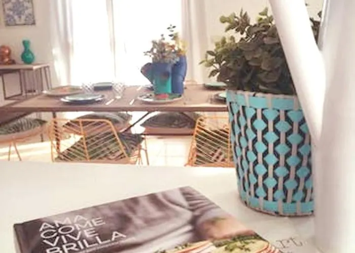 Elegant + Pool Willa Marbella