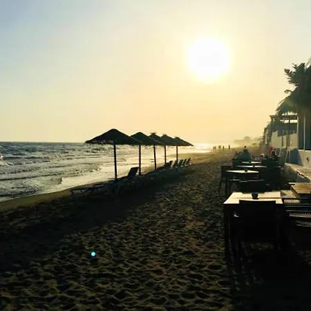 Elegant + Pool Вилла