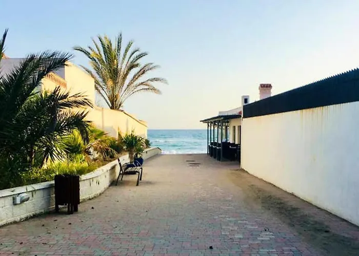 Elegant + Pool Villa *