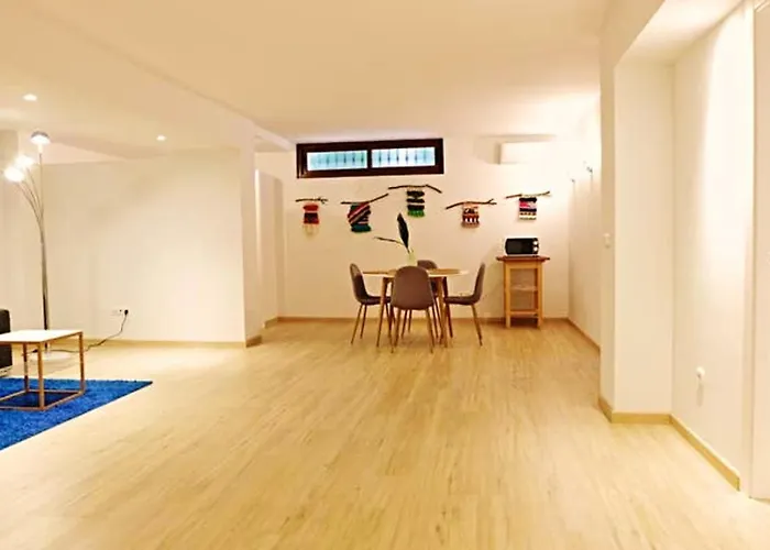 Elegant + Pool 빌라